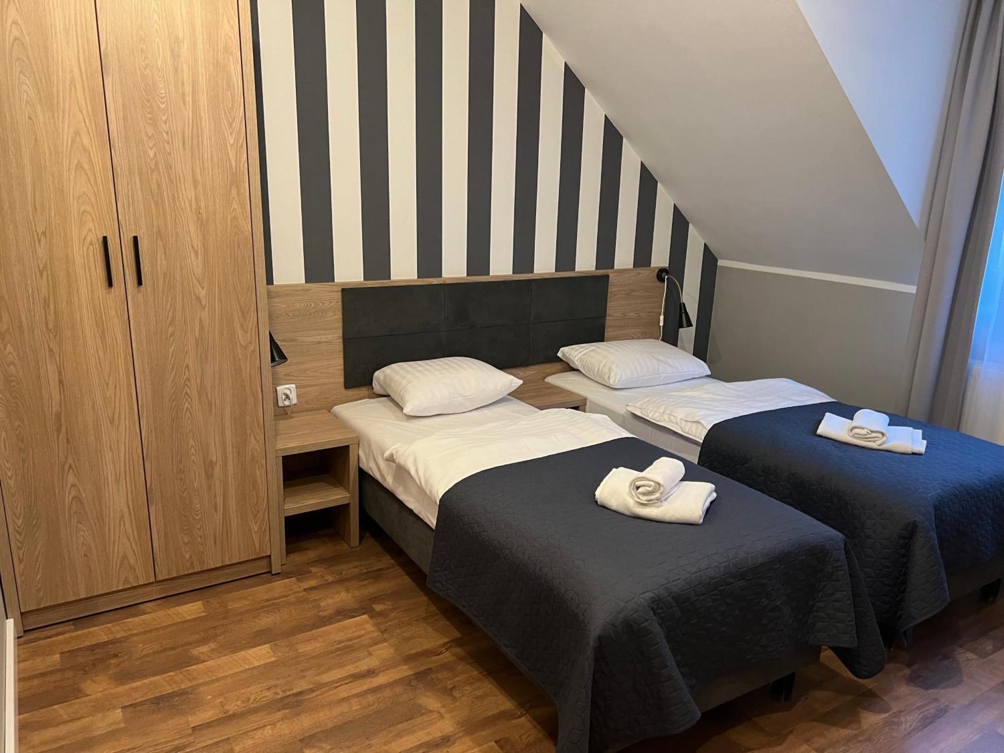 Zlote Gory - Czarna Gora Bed and Breakfast Sienna  Exteriör bild