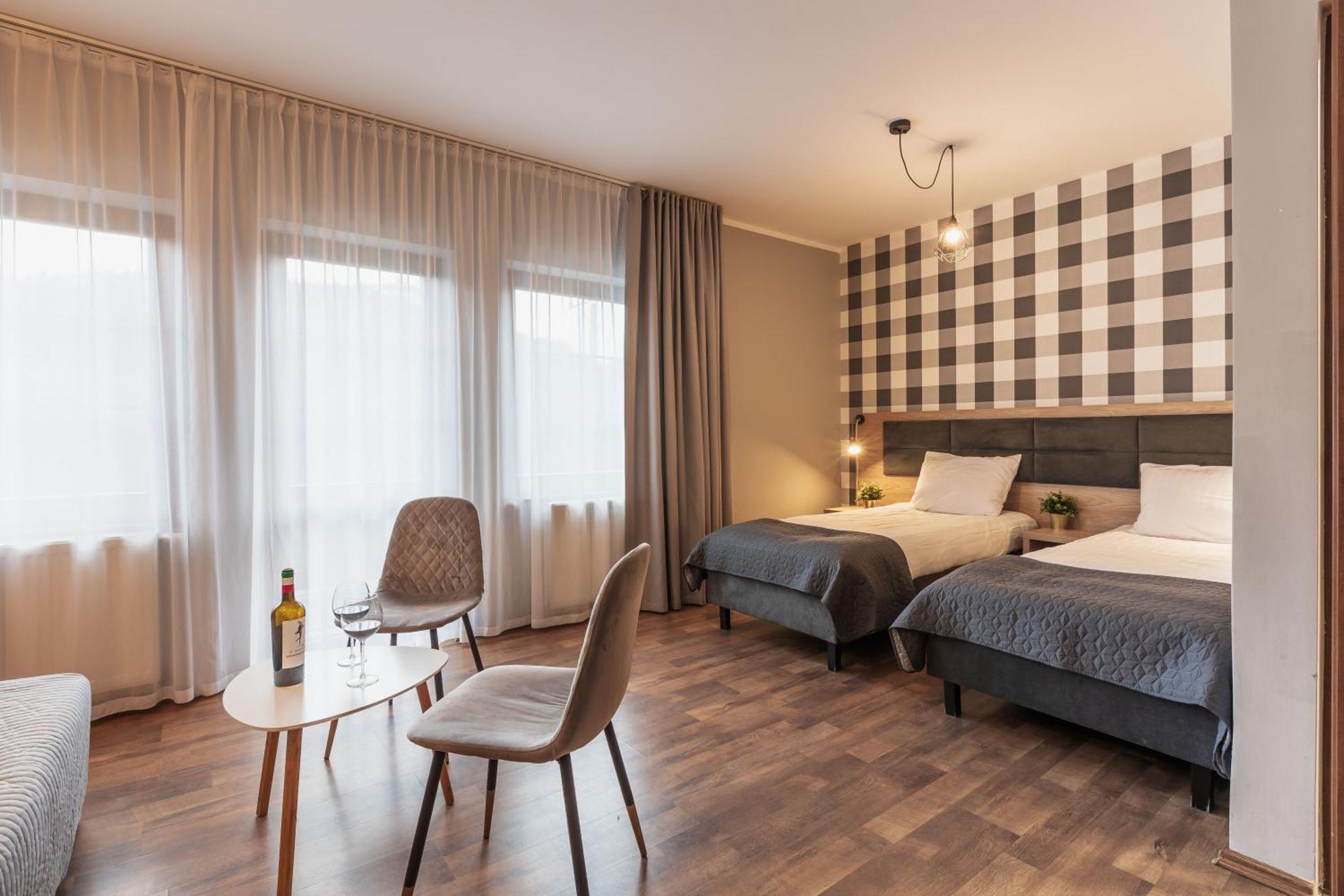 Zlote Gory - Czarna Gora Bed and Breakfast Sienna  Exteriör bild