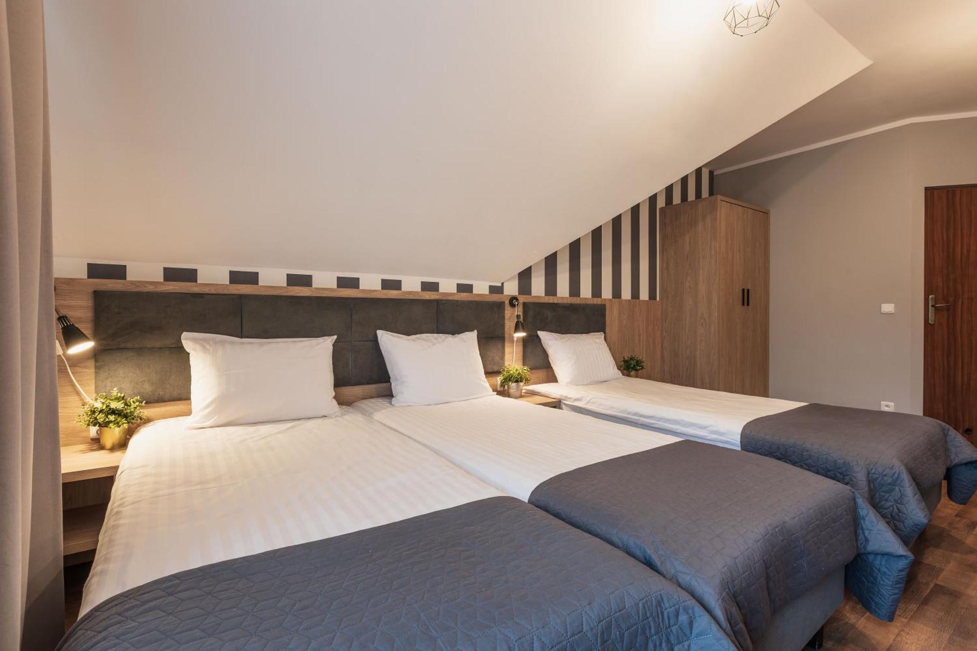 Zlote Gory - Czarna Gora Bed and Breakfast Sienna  Exteriör bild
