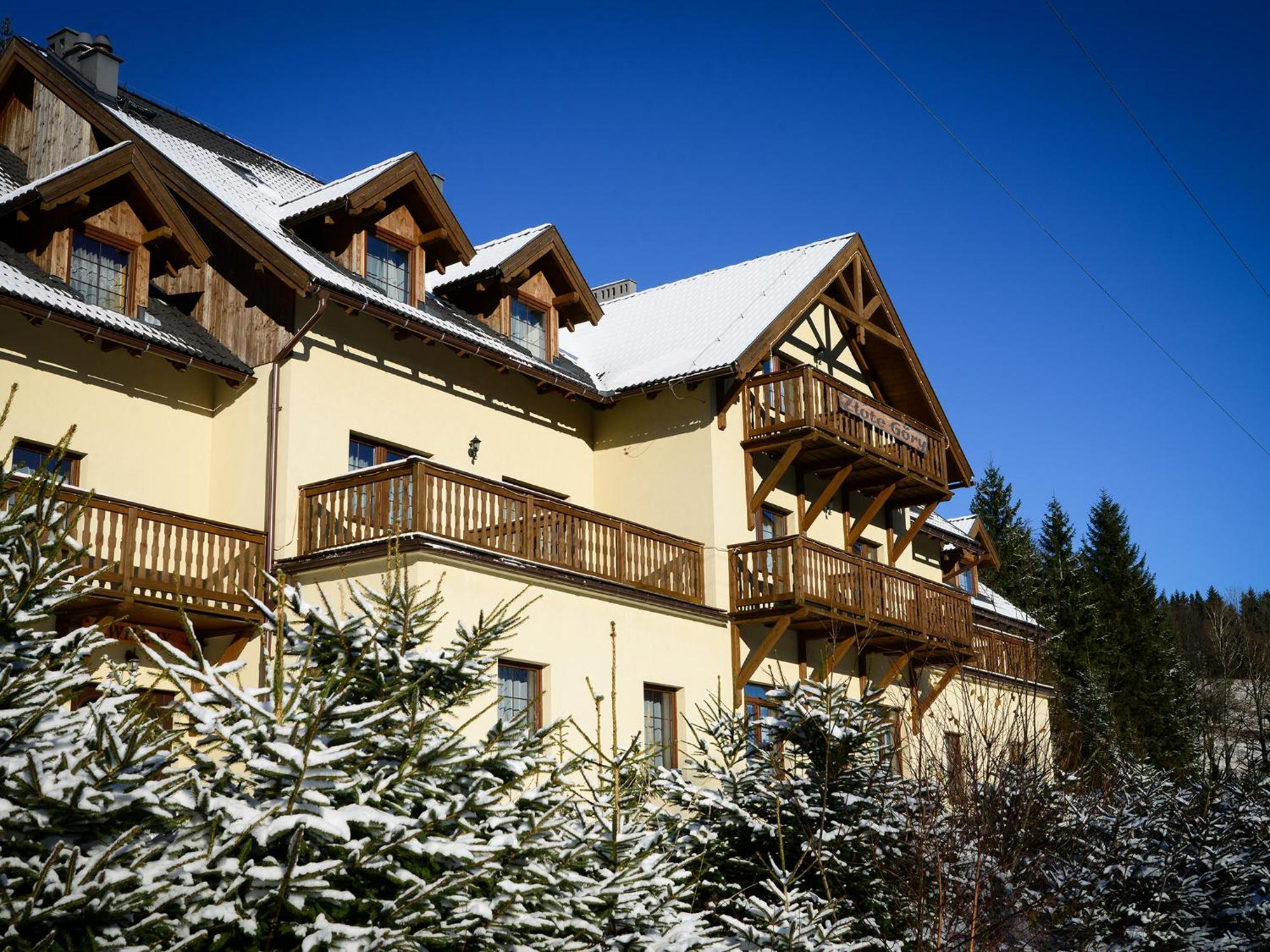 Zlote Gory - Czarna Gora Bed and Breakfast Sienna  Exteriör bild